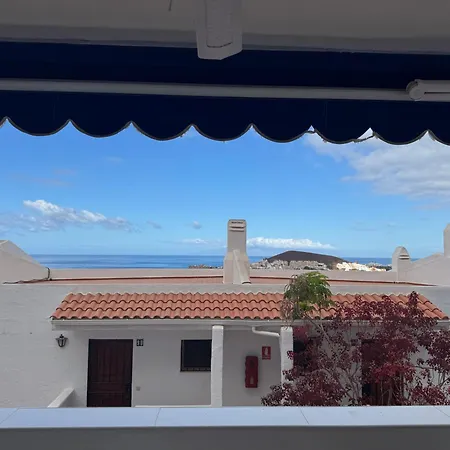 Royal - Sea View - Air Conditioning Διαμέρισμα